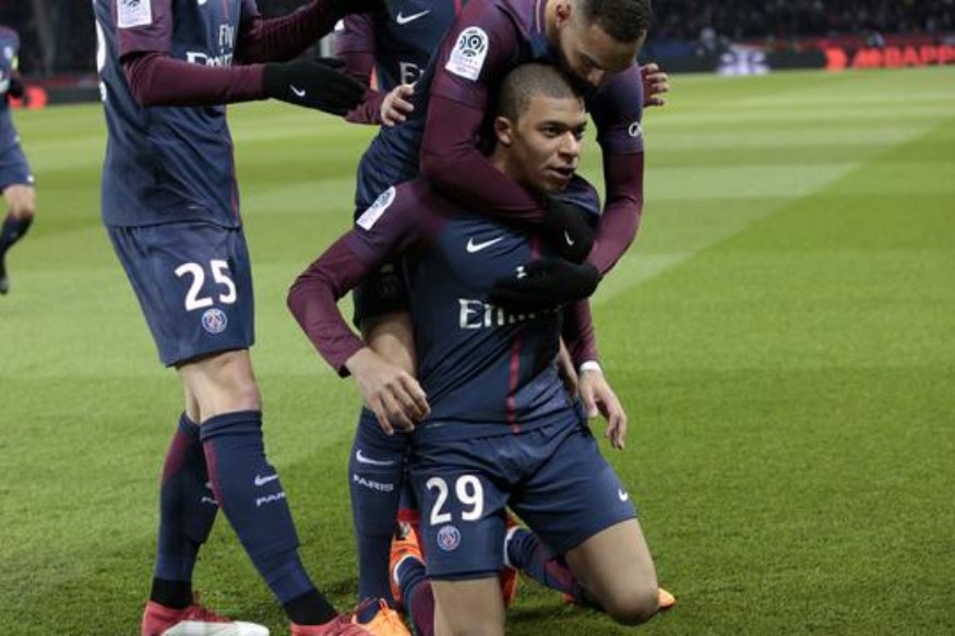 Fréquence Fm : Ligue 1 : le PSG écrase l'OM (3-0) lors du Classique.